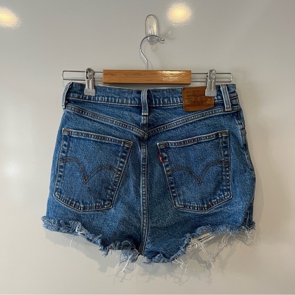 Levi's Ribcage Cutoff Denim Short Charleston Erosion - Picture 4 of 12